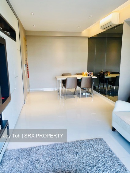 Esparina Residences (D19), Condominium #201339582